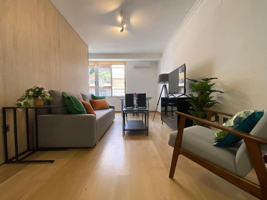 Executive Style Near Downtwon Apartment Valencia Ngoại thất bức ảnh